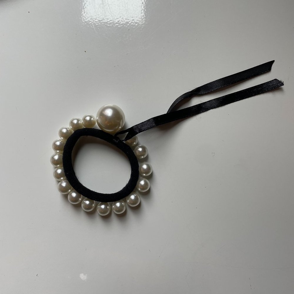 H&M pearl hair elastic